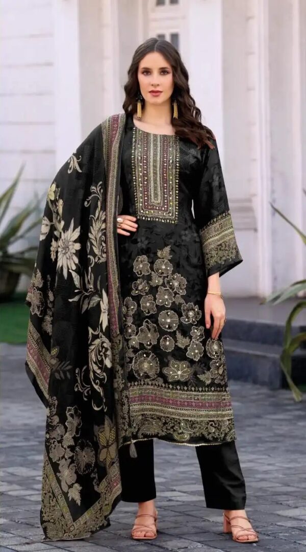 Maslin digital Print with Aari Work - Image 7